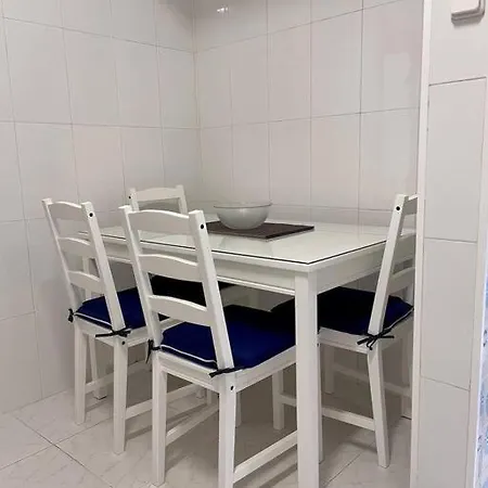 Piso Entero En Marq - Castillo, *