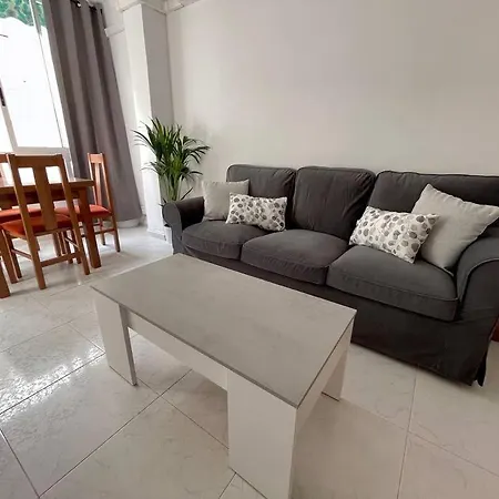 Piso Entero En Marq - Castillo, Apartment *